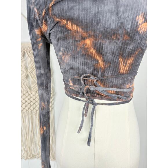 I.AM.GIA Ribbed Tie Dye Long Sleeve Crop Top Womens XS Gray Orange - Picture 6 of 7